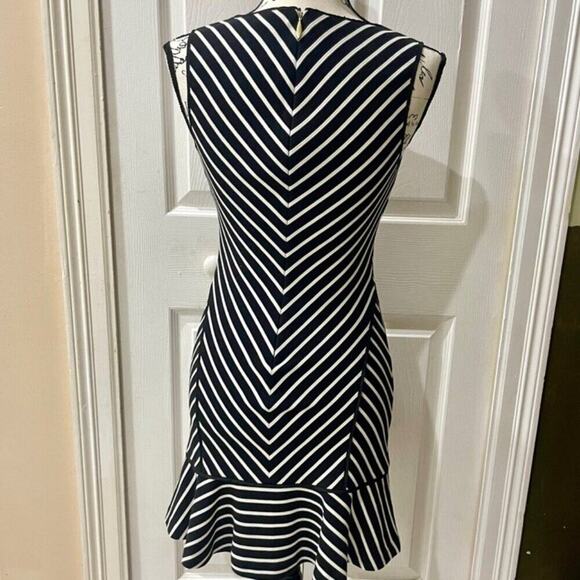 Y2K 2000’s JUICY COUTURE DRESS BANDAGE RUFFLES BLACK & WHITE SIZE XS GLAM ICONIC - Picture 9 of 16